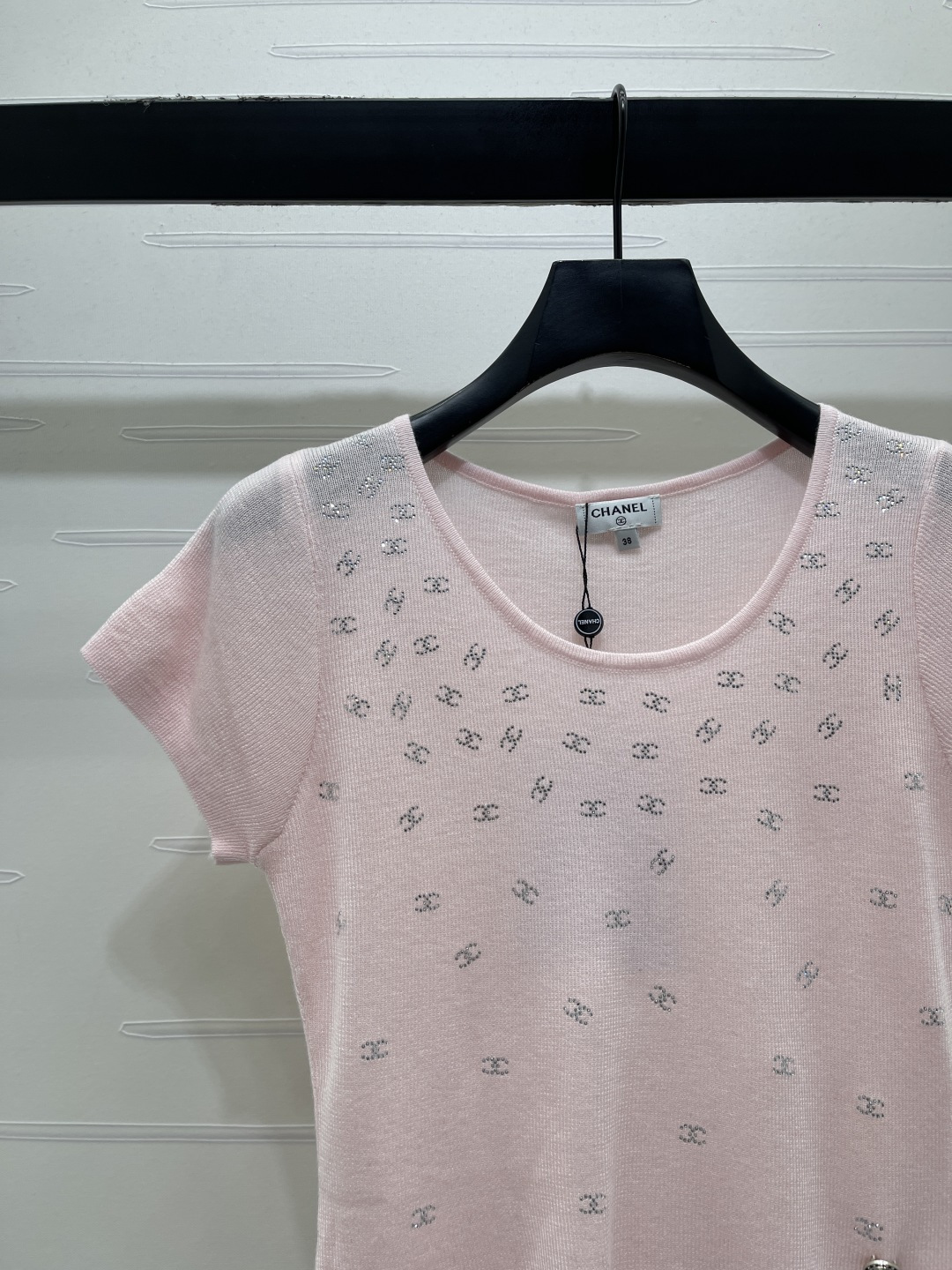 Women's short sleeves